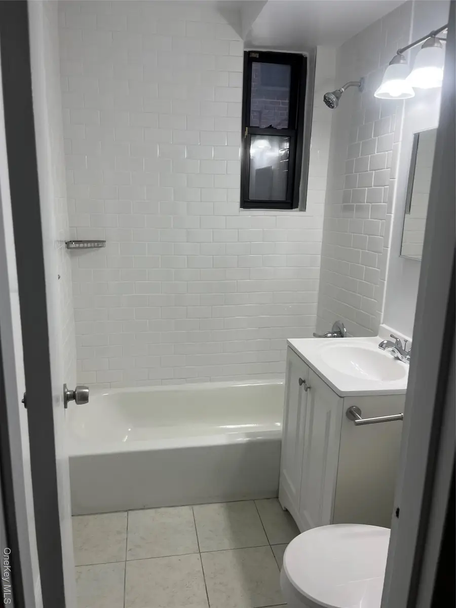 83-40 Austin Street #3U, Kew Gardens, NY 11415 - #3