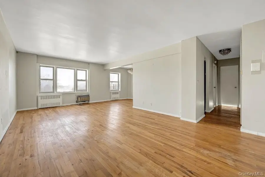 415 Gramatan Avenue #5D, Mount Vernon, NY 10552 - #3