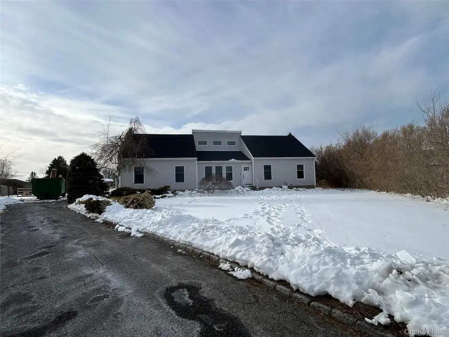 24 Kimberly Court, Baiting Hollow, NY 11933 - #2