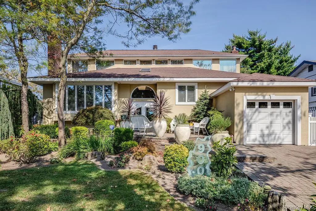 900 Kilmer Lane, North Woodmere, NY 11581 - #1