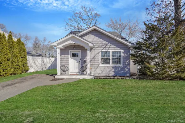 9 Park Place, Patchogue, NY 11772