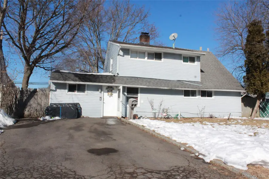 118 Bucket Lane, Levittown, NY 11756 - #2