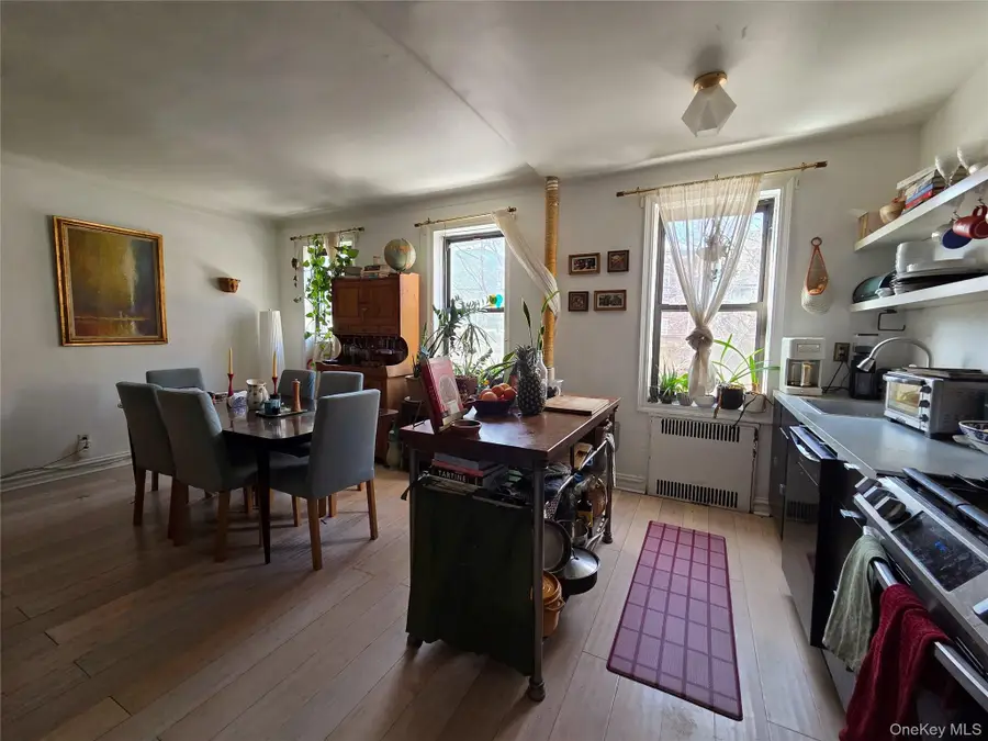 192 E 8th Street #1B, Brooklyn, NY 11218 - #3