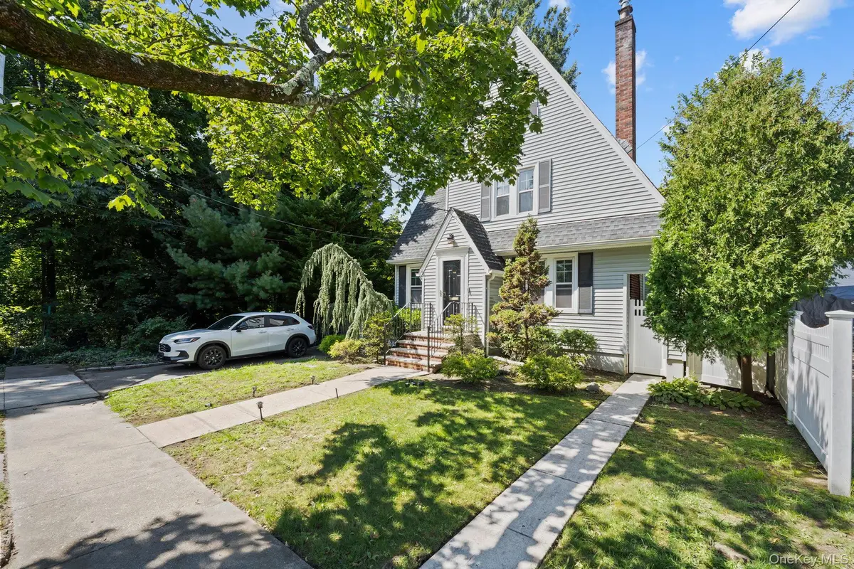 2098 Felix Court, Baldwin, NY 11510 - #1