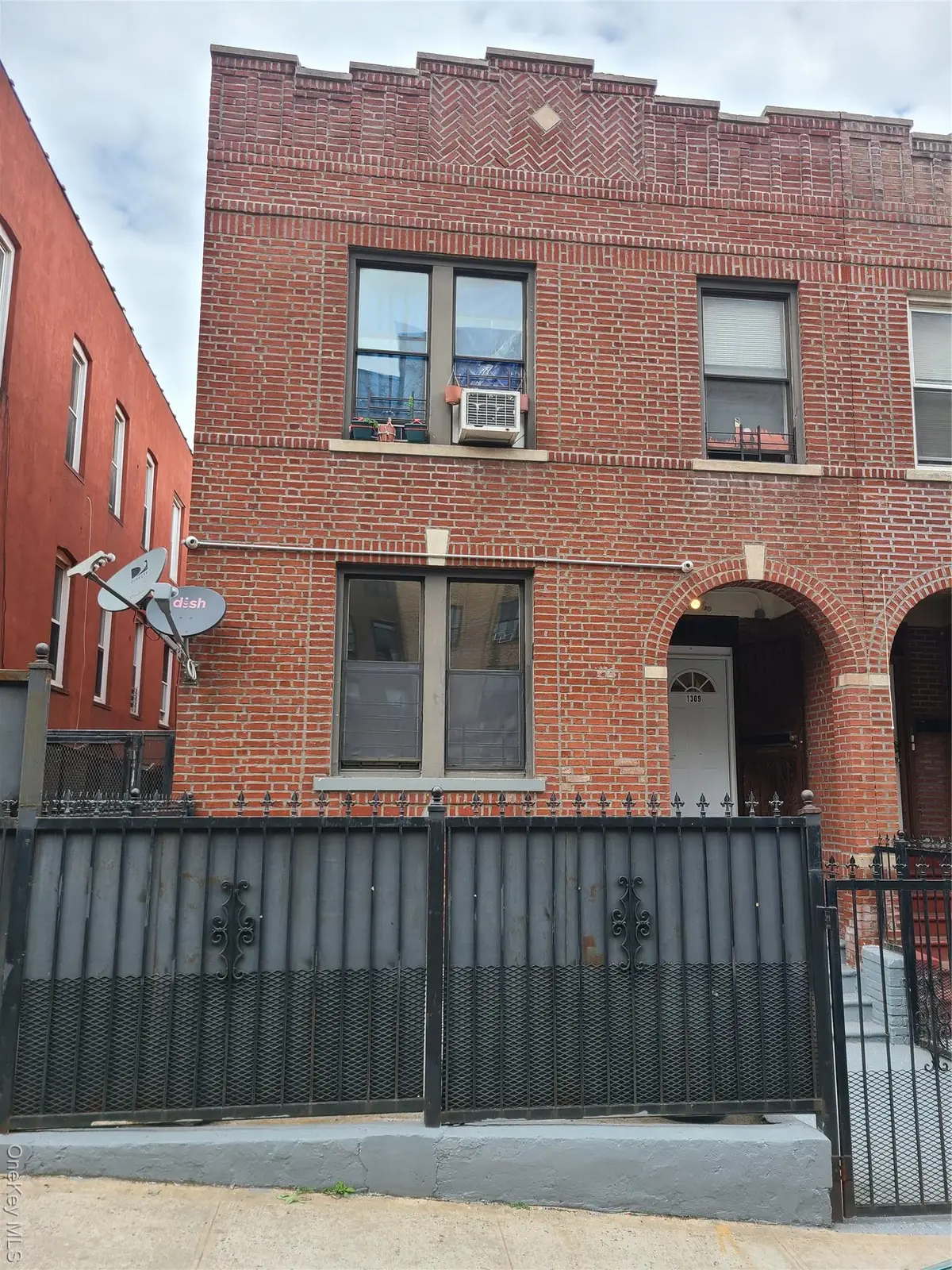 1309 Seneca Avenue, Bronx, NY 10474 - #1