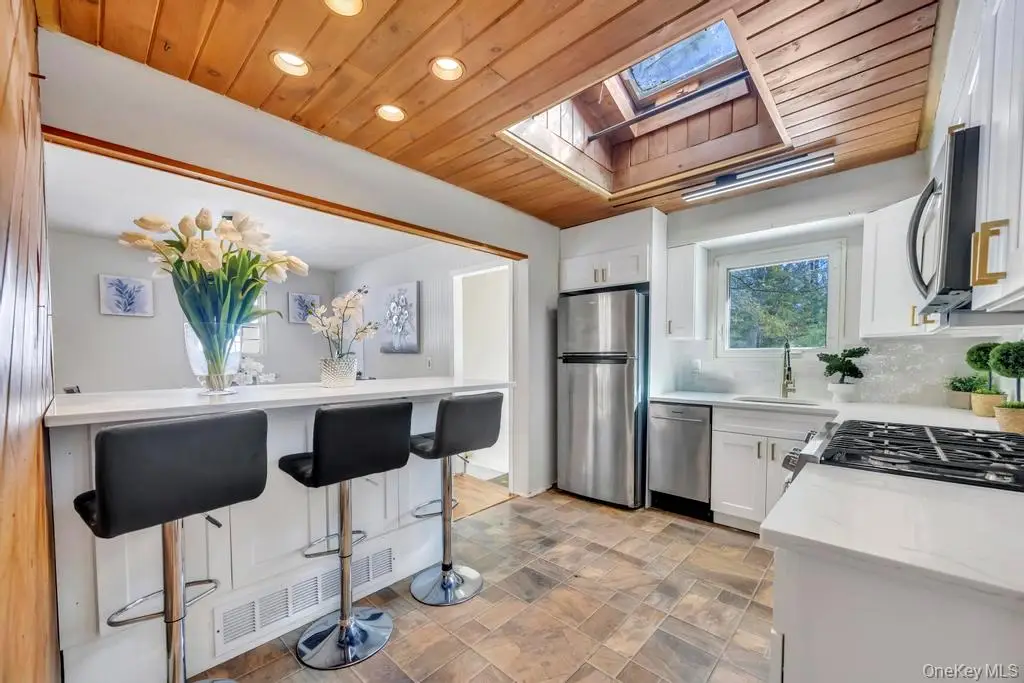 1175 Old Nichols Road, Islandia, NY 11749 - Image #1