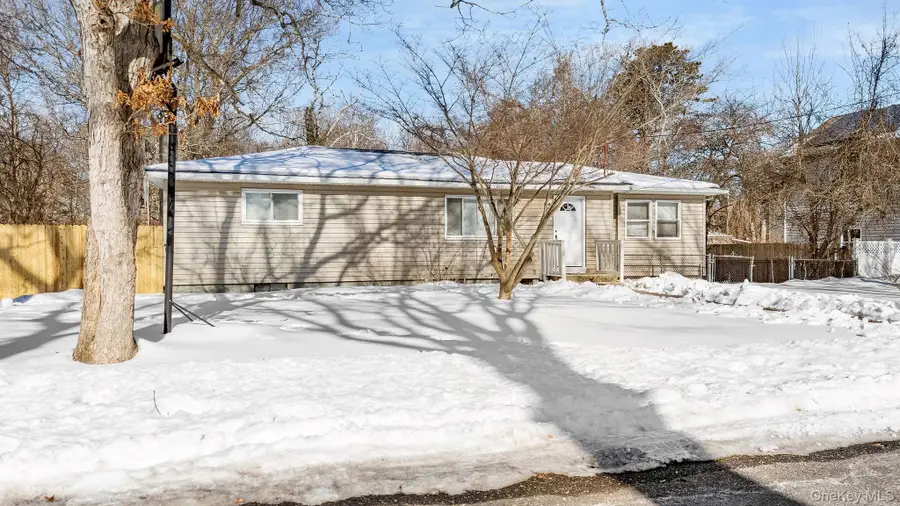 17 Nelson Place, Mastic, NY 11950 - Image #3