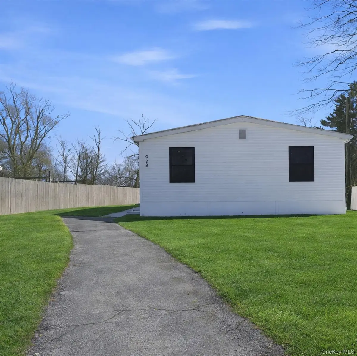 923 E Main Street, Riverhead, NY 11901 - #1