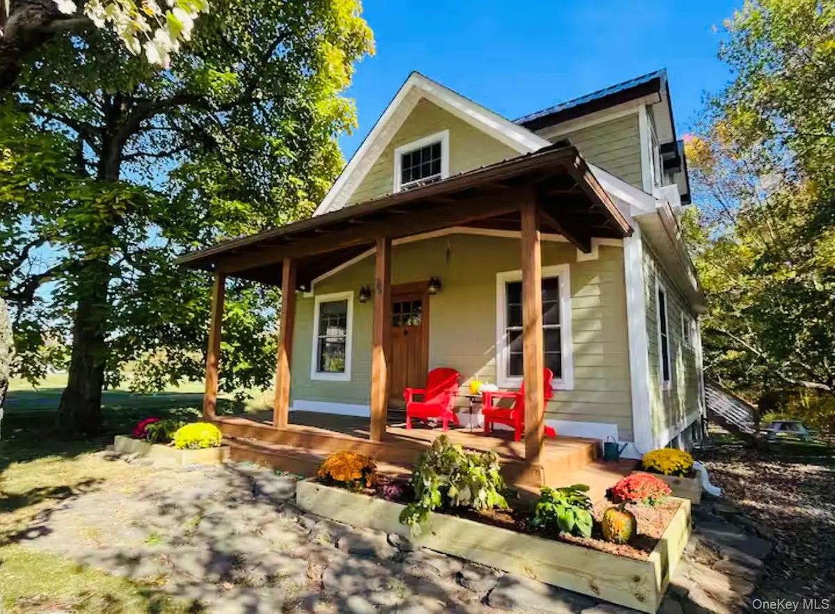 8 S Ohioville Road, New Paltz, NY 12561 - #1