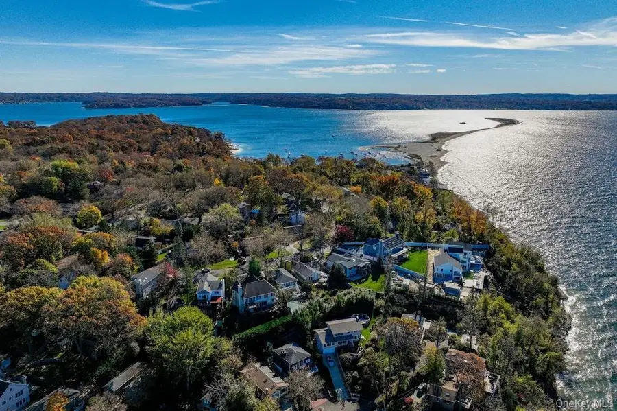 9 Carlisle Drive, Northport, NY 11768 - Image #2