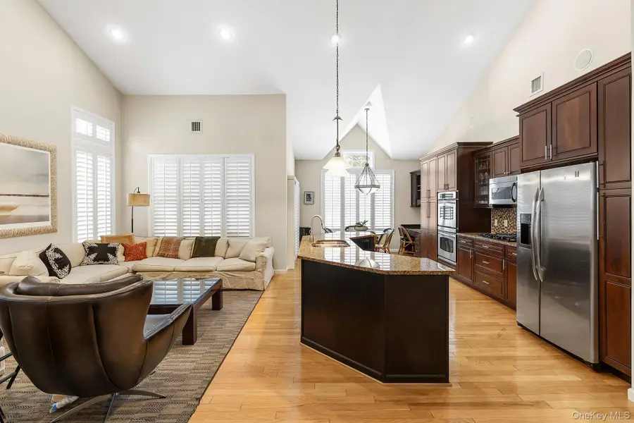 179 Melody Court, Eastport, NY 11941 - #2