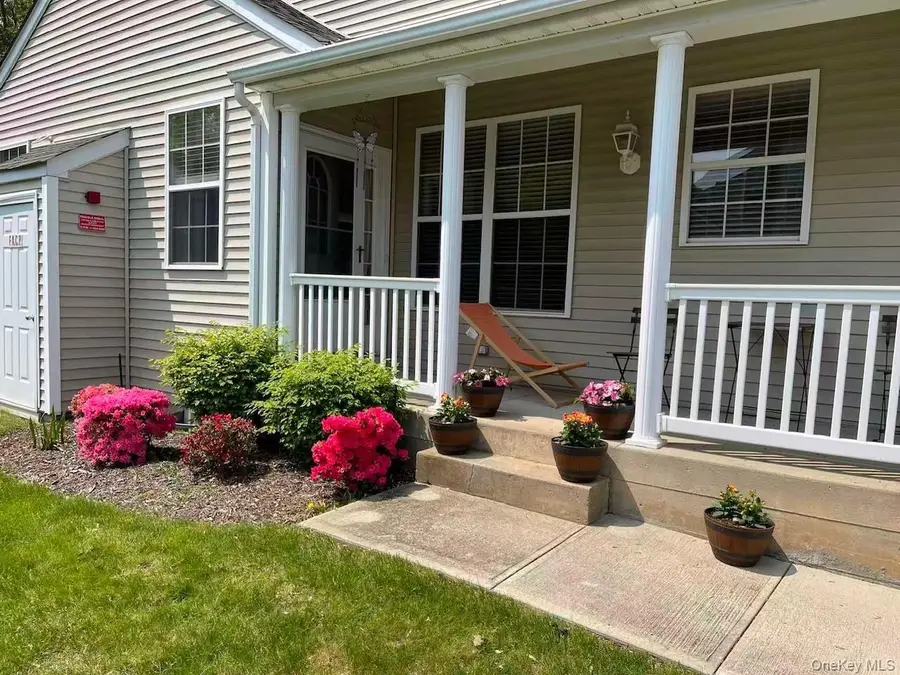 75 Meadow Pond Circle, Miller Place, NY 11764 - #2