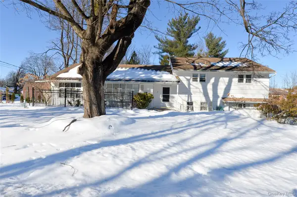 7 S Oak Street, Spring Valley, NY 10977