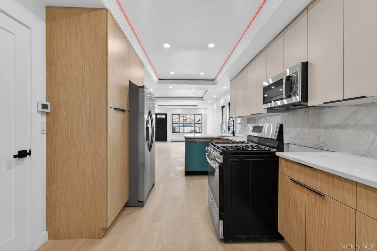 11420 149th Street, Jamaica, NY 11436 - Image #1