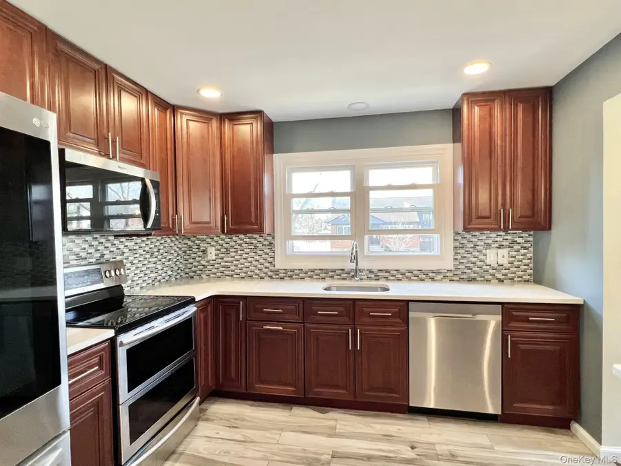 44 Bruce Lane, Westbury, NY 11590 - #3