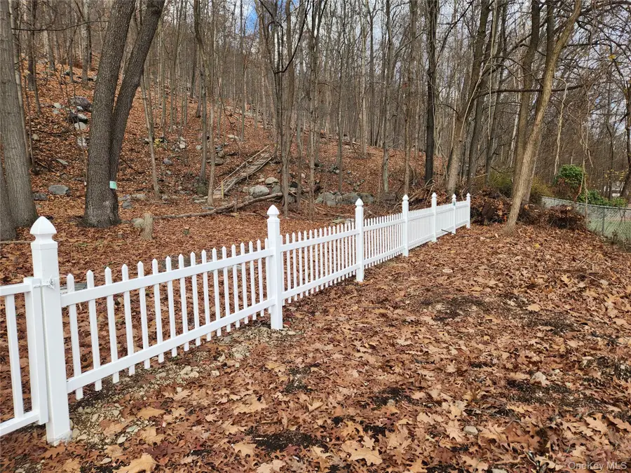 Louise Lane, Greenwood Lake, NY 10925 - #2