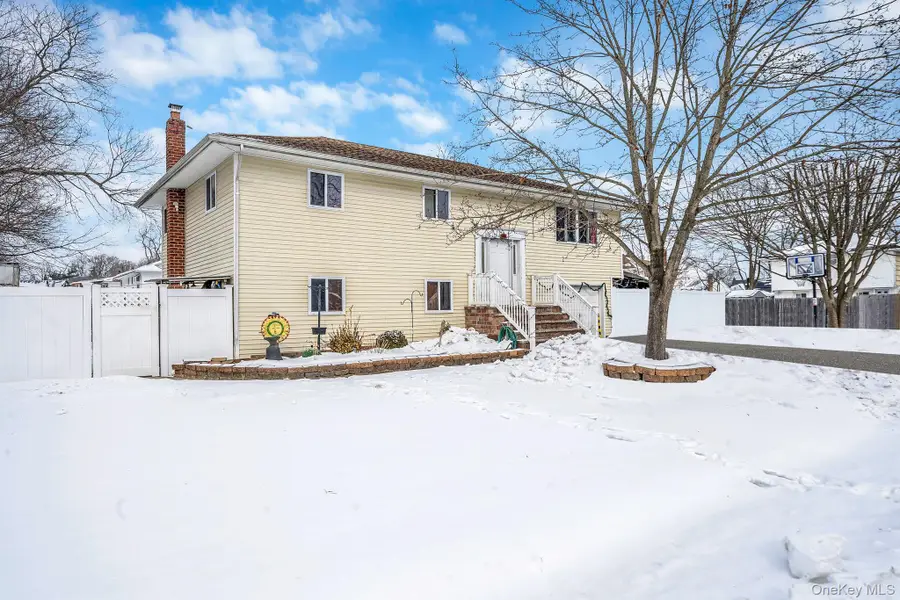 73 Olive Street, Central Islip, NY 11722 - Image #2