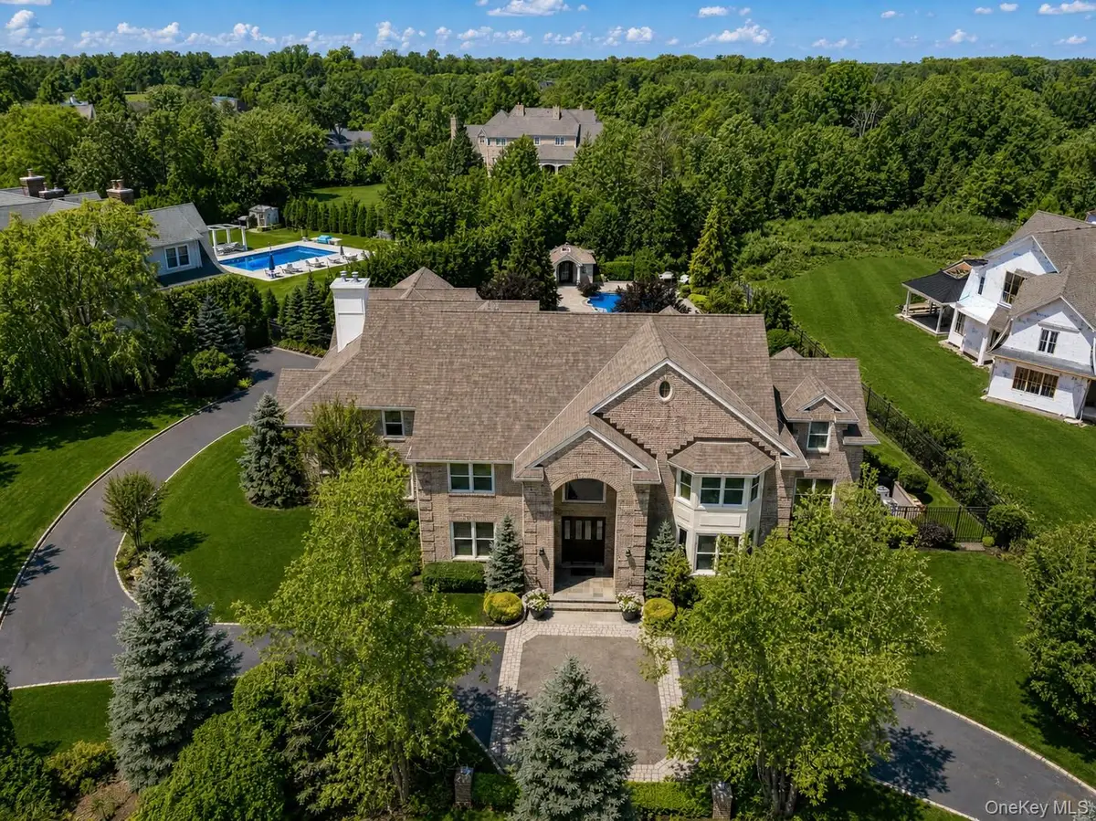 38 The Helm, East Islip, NY 11730 - #1