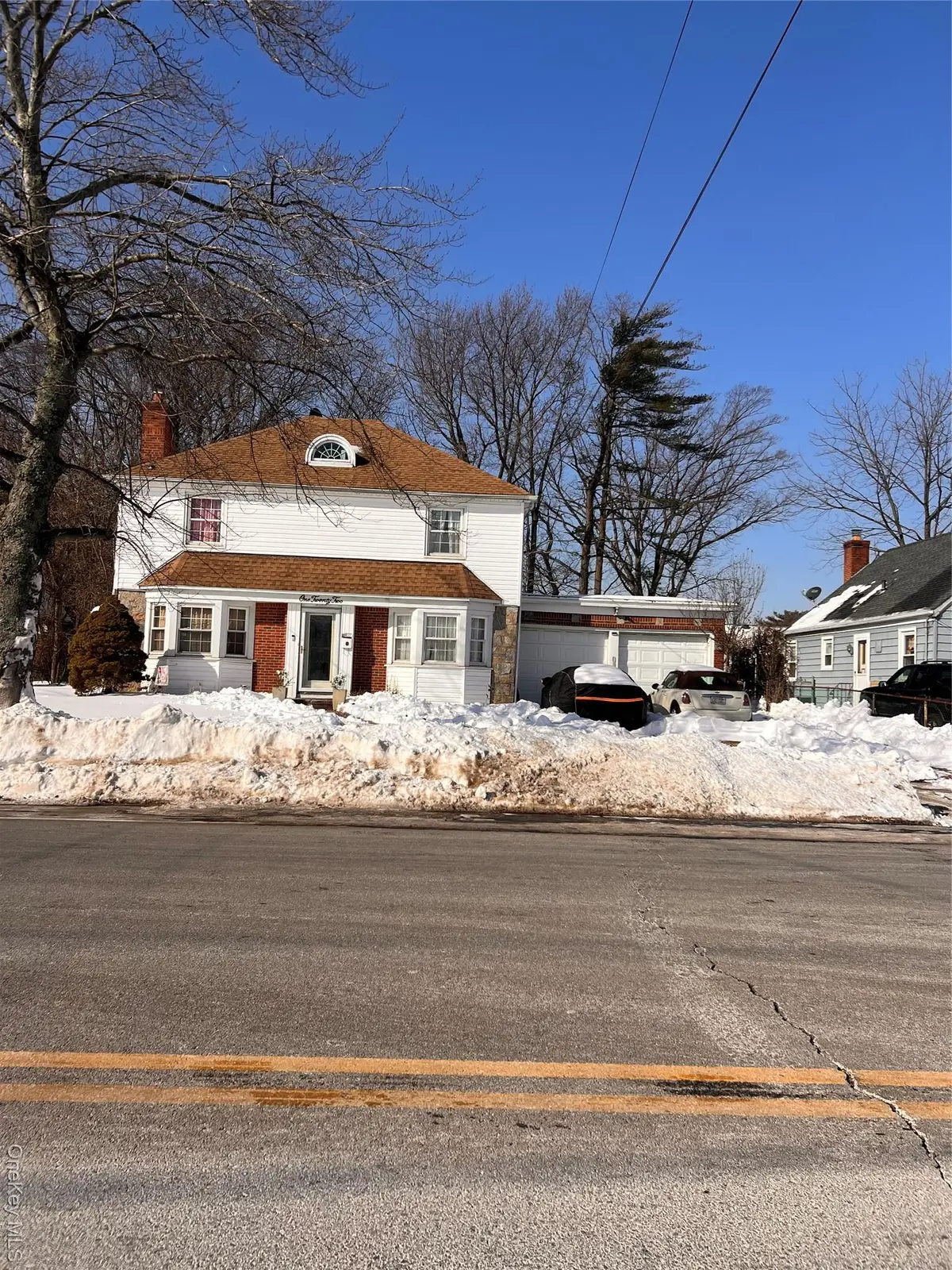 122 Rockaway Parkway, Valley Stream, NY 11580 - #1