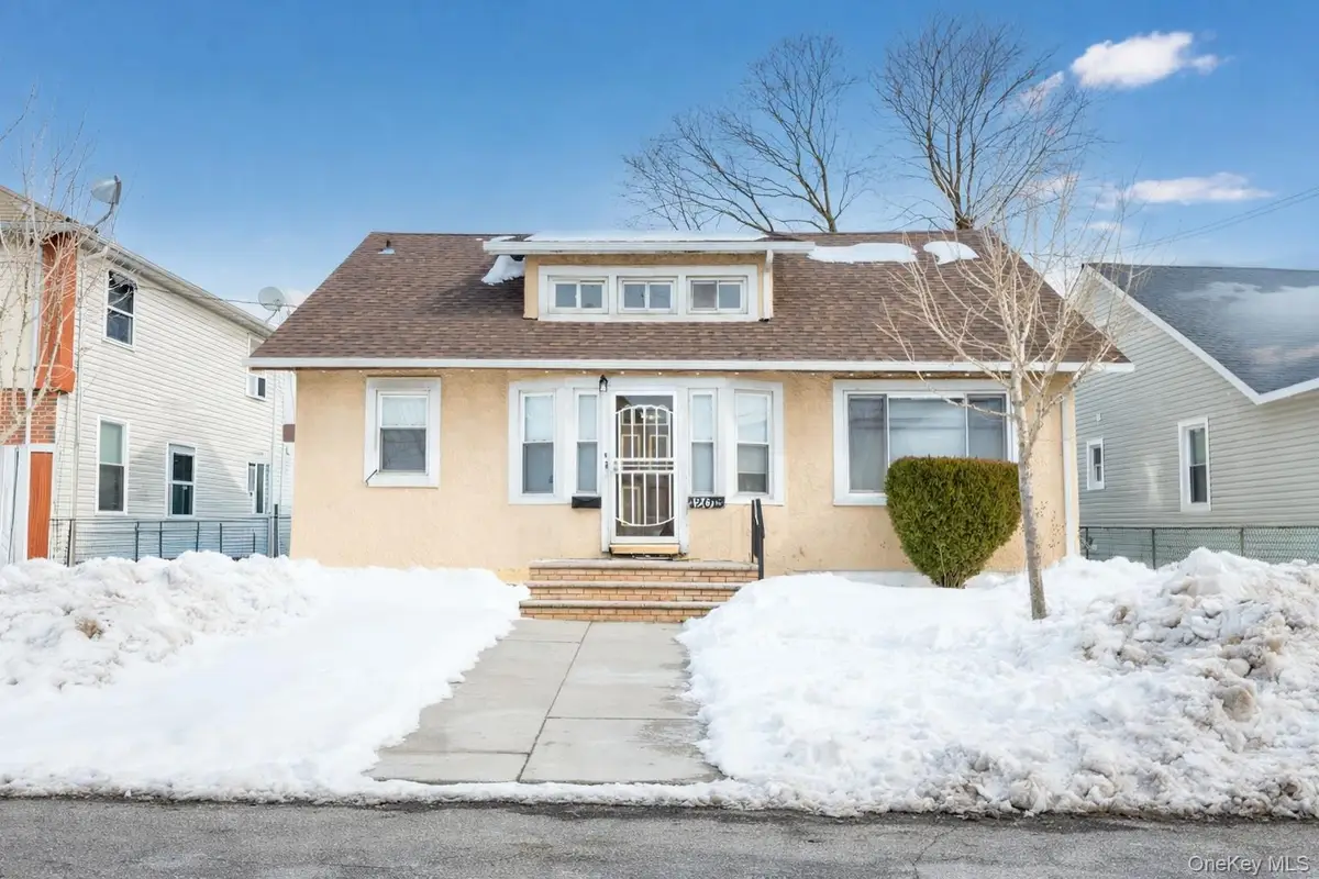 12015 195th Street, Saint Albans, NY 11412 - Image #1