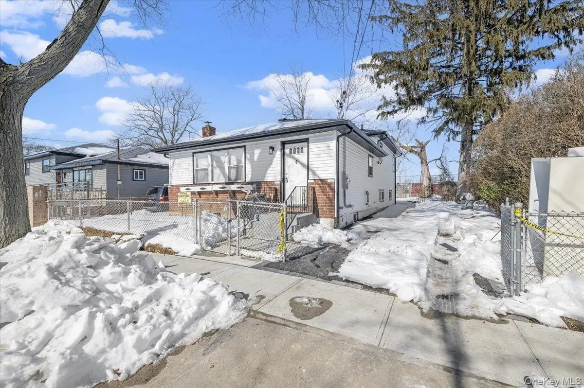 23 Peters Avenue, Hempstead, NY 11550 - #1