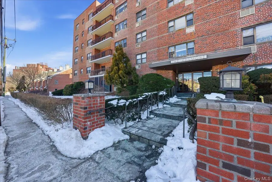 266 Pelham Road #4E, New Rochelle, NY 10805 - Image #2