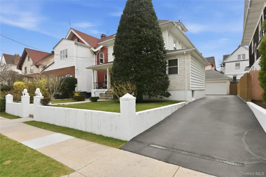 132 Overlook Street, Mount Vernon, NY 10552 - #2