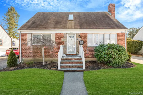 840 Jerusalem Avenue, Merrick, NY 11566
