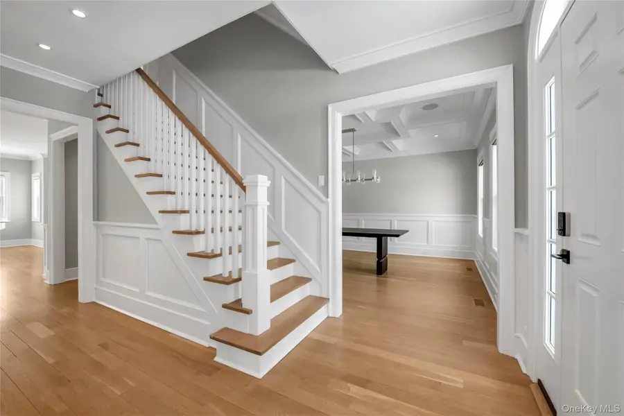 36 Fenimore Avenue, Garden City, NY 11530 - #2