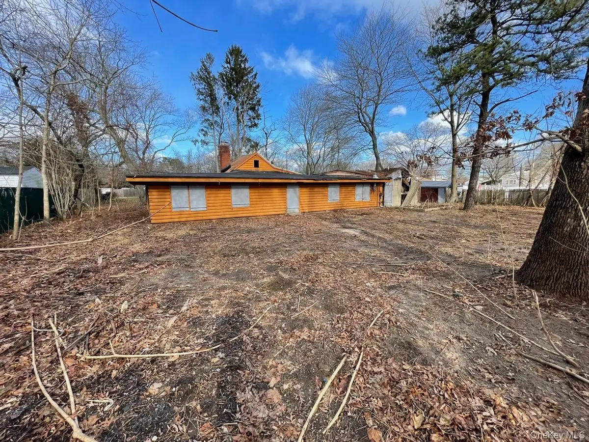 34 Peach Street, Central Islip, NY 11722 - Image #1