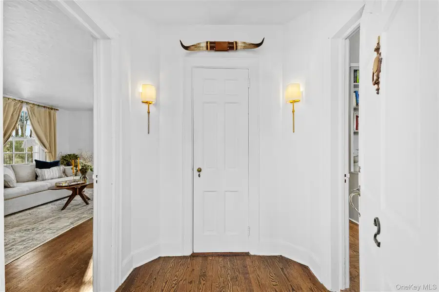 2 Apple Tree Close, Chappaqua, NY 10514 - #2