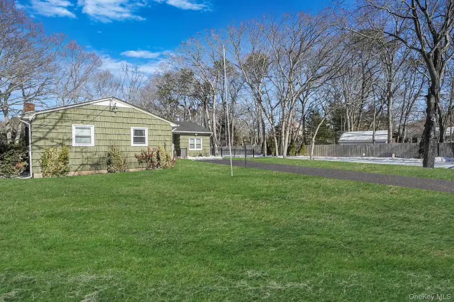 29 Wrana Street, Medford, NY 11763 - #3