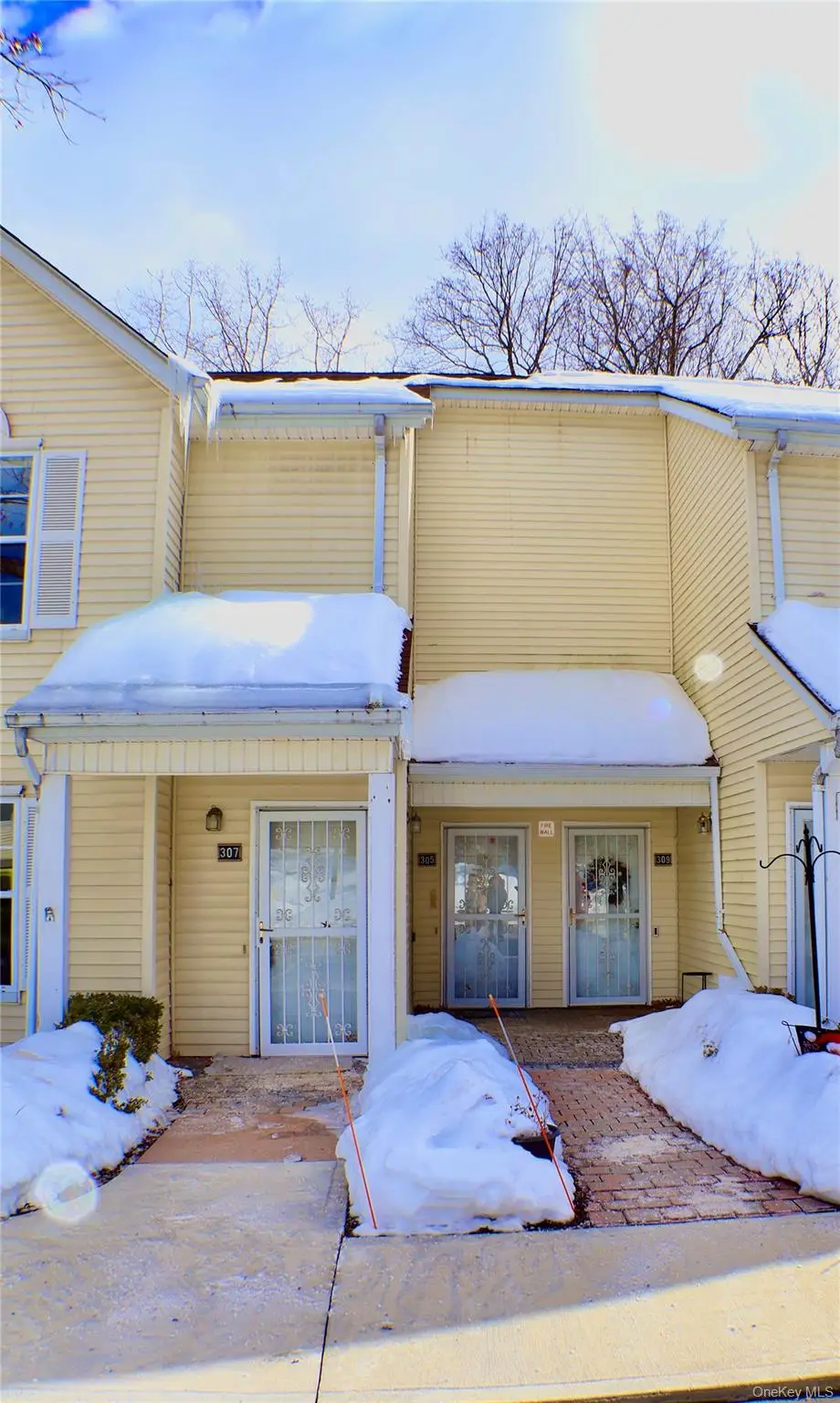 305 Gazebo Court, New Windsor, NY 12553 - #1