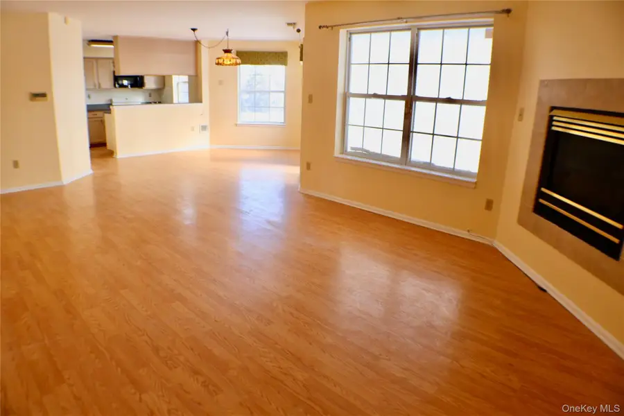 305 Gazebo Court, New Windsor, NY 12553 - #2