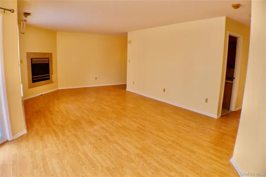 305 Gazebo Court, New Windsor, NY 12553 - #3