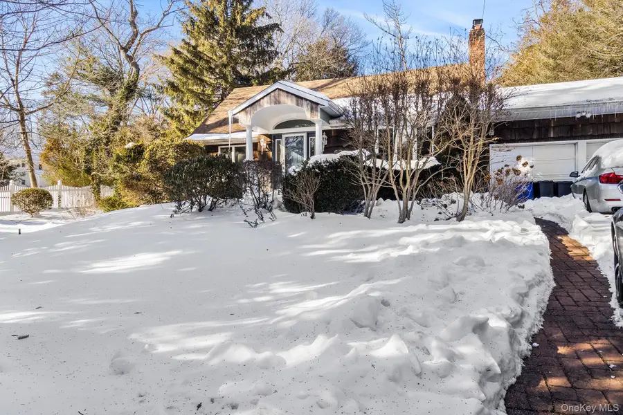 43 Lewis Court, Huntington Station, NY 11746 - #2