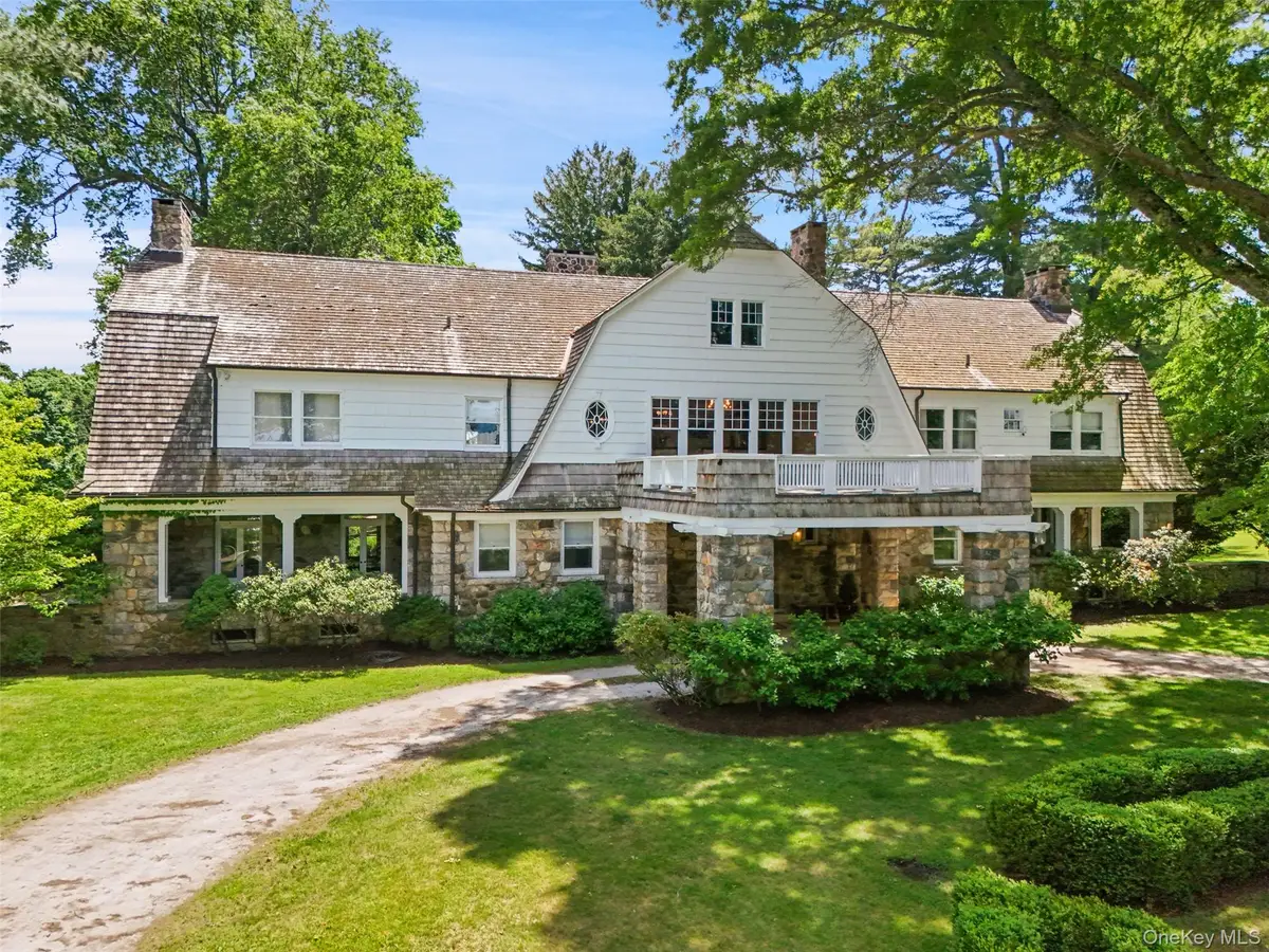111 Stone Bridge Lane, Bedford Hills, NY 10507 - #1