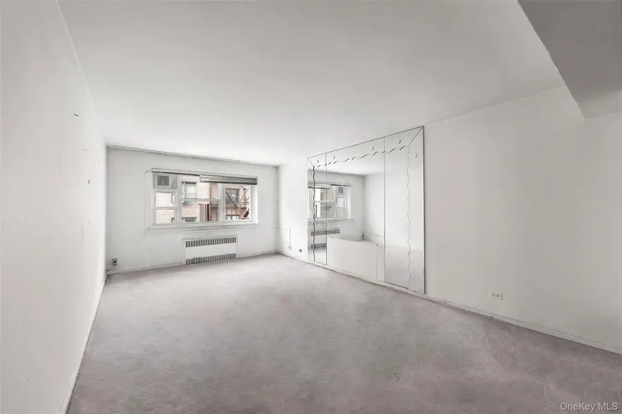 44-59 Kissena Boulevard #4J, Flushing, NY 11355 - #2