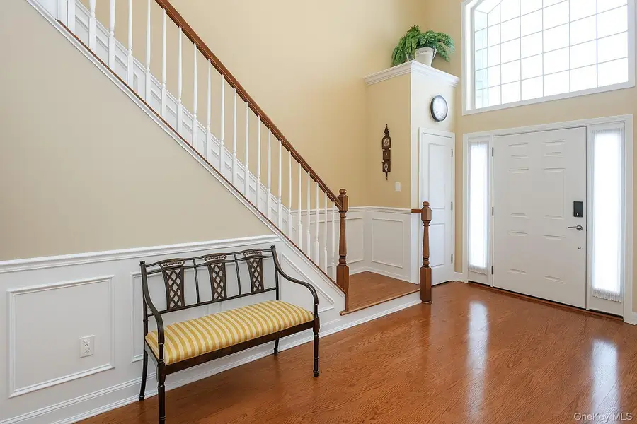 106 Victoria Place, Melville, NY 11747 - #2