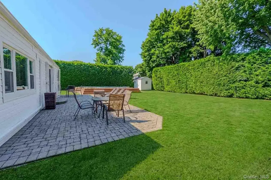 519 Gwynn Street, Babylon, NY 11702 - #3