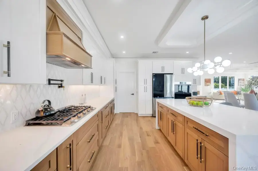 1 Straight Lane, Levittown, NY 11756 - #2