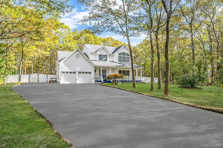 22 Jerusalem Hollow Road, Manorville, NY 11949 - #2