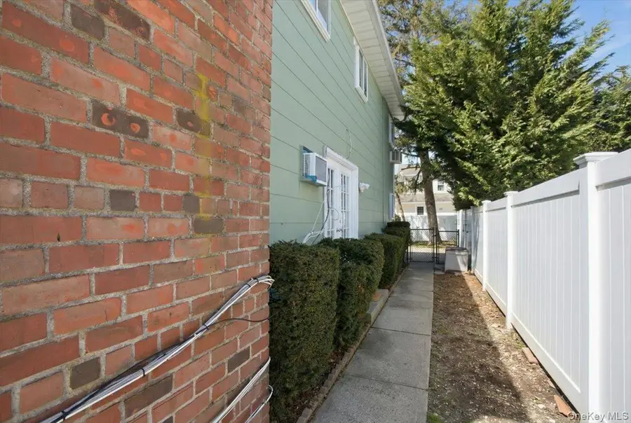 85 Unqua Road, Massapequa, NY 11758 - #3