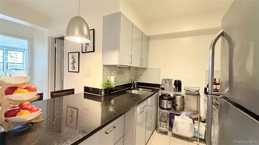 13870 Elder Avenue #4S, Flushing, NY 11355 - #3