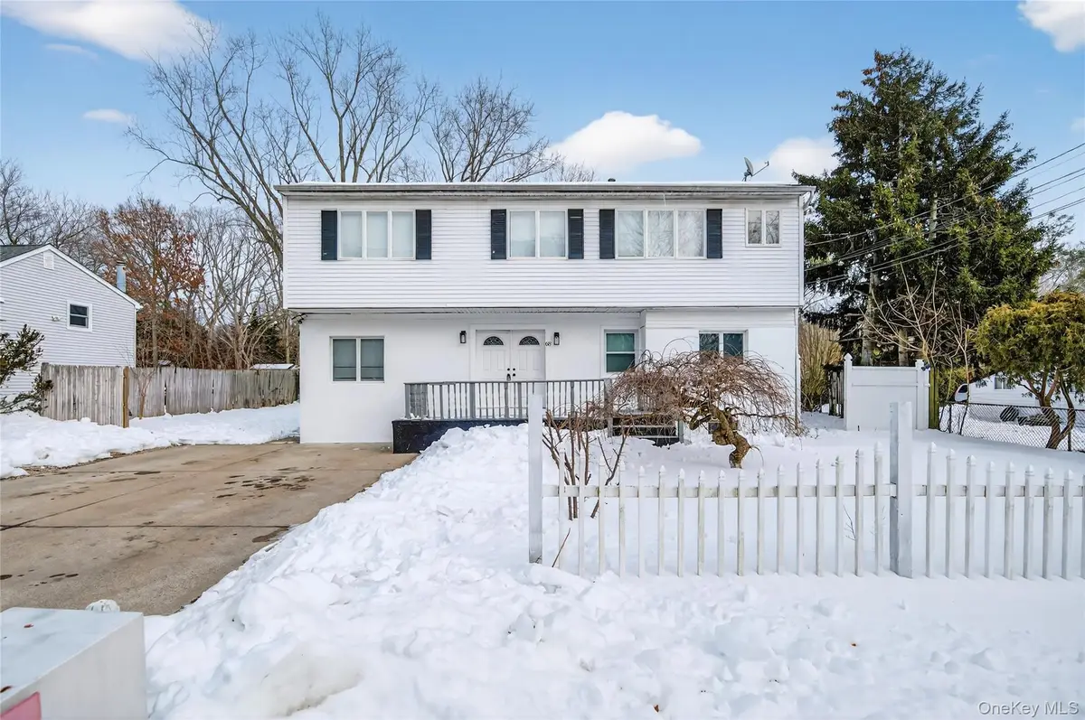 68 Champlain Street, Port Jefferson Station, NY 11776 - #1