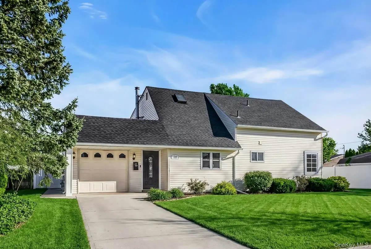 25 Turn Lane, Levittown, NY 11756 - #1