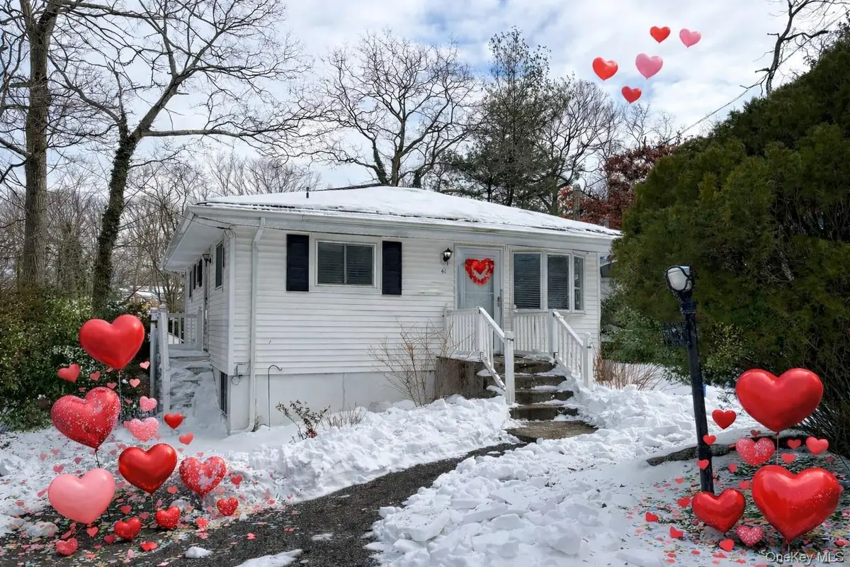 41 Robin Road, Rocky Point, NY 11778 - #1