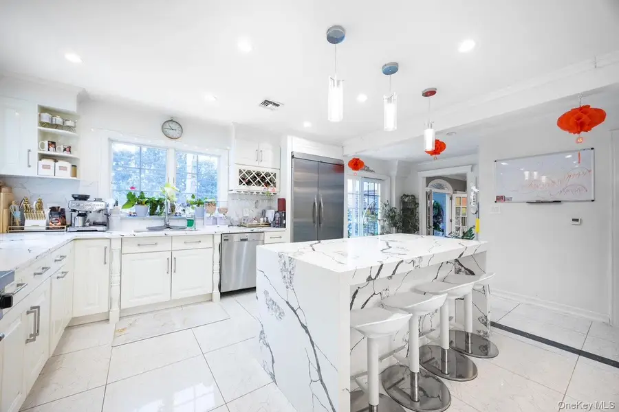 Address Withheld By Seller, Great Neck, NY 11023 - #2