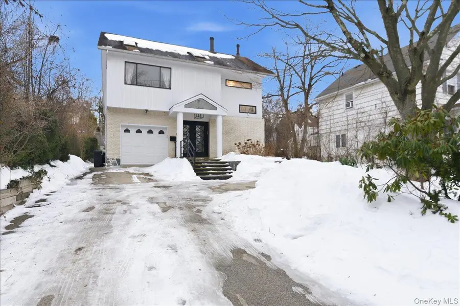 12 Red Brook Road, Great Neck, NY 11024 - #2