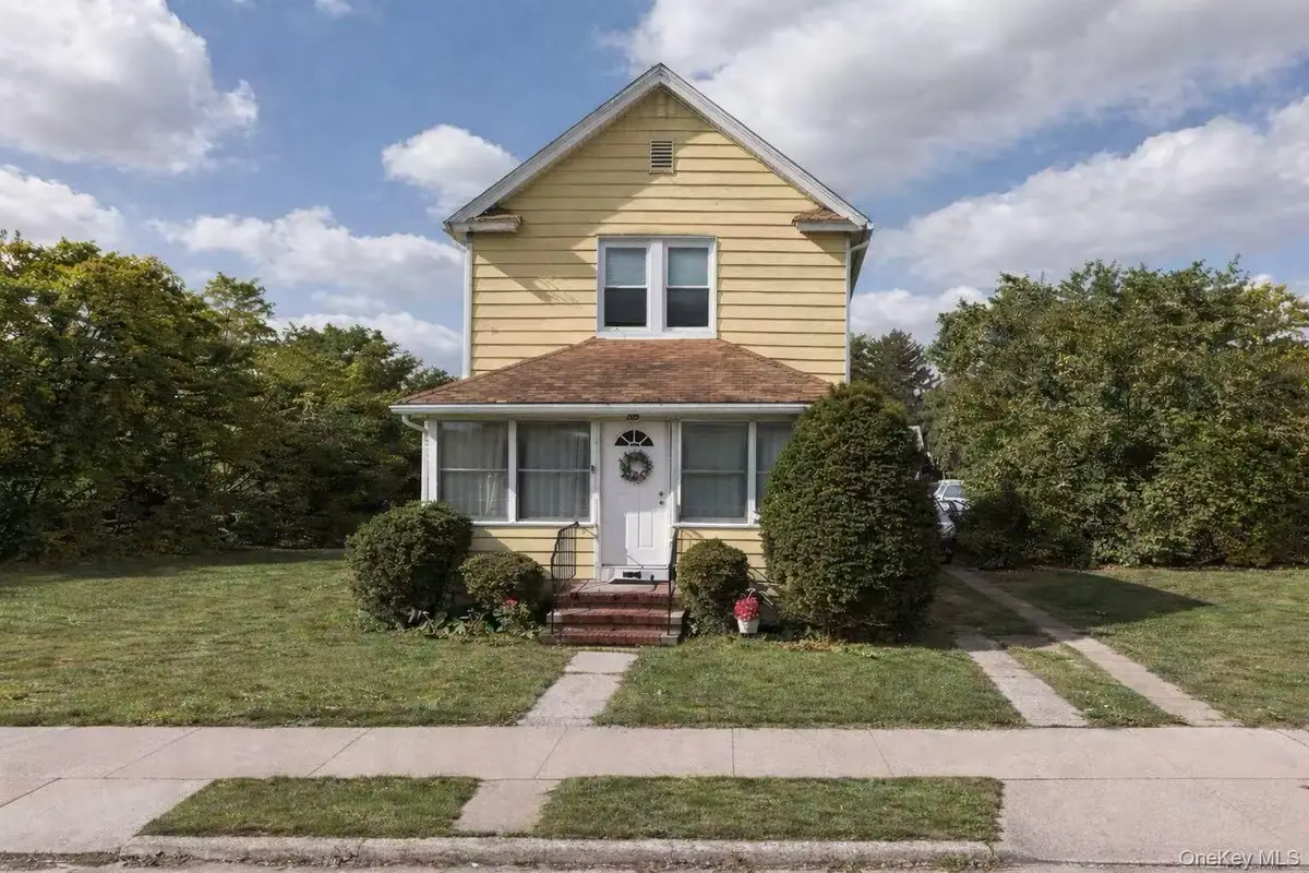 605 N 1st Street, New Hyde Park, NY 11040 - #1